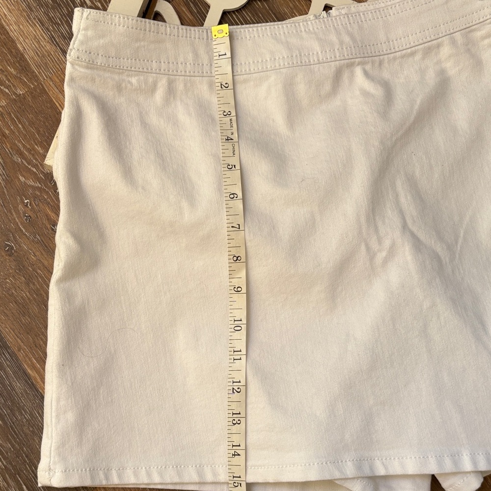 d. jeans Women's white Skort - Picture 9 of 9